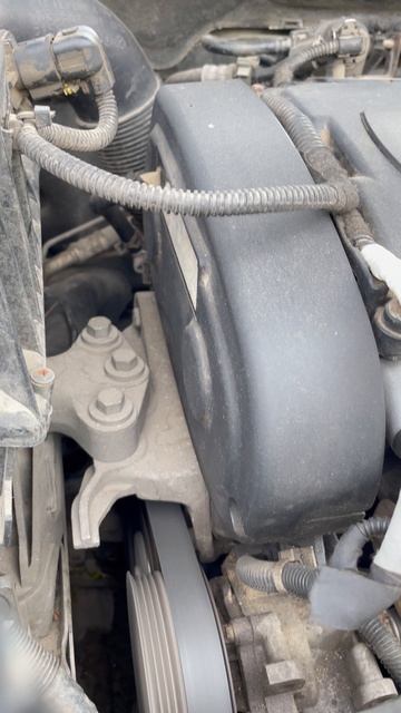 Opel Astra J.  Шум со включенным кондиционером