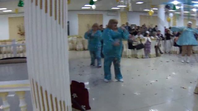 ШОУ ТОЛСТУШЕК  