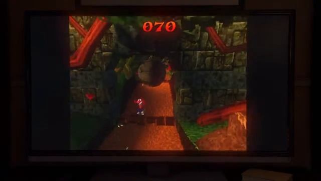 UNCHARTED 4 - Дрейк играет в креша на Ps1