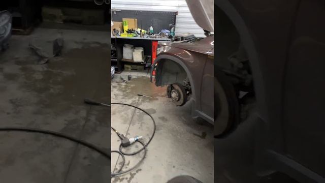 GLA замена термостата замена провода и клапана масленн?