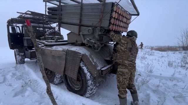 🔥Артиллеристы 41 мсп 44 АК снова доказали, что точность — вежливость королей!