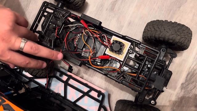 Делаем из радиоуправляемой игрушки- модель RC! Часть 1.