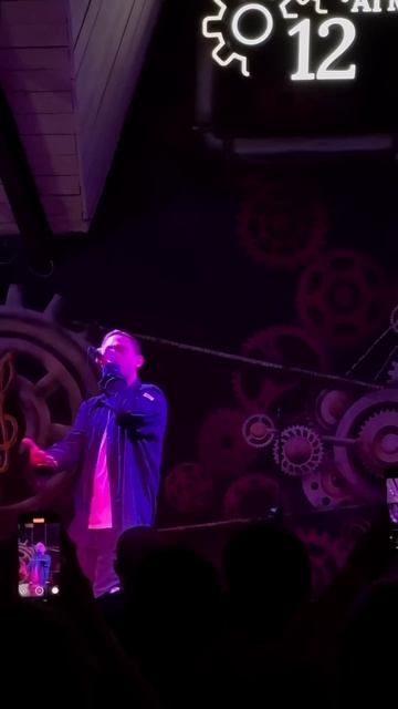 Каждый раз хочется так сделать после трека… Узнаете, какого?