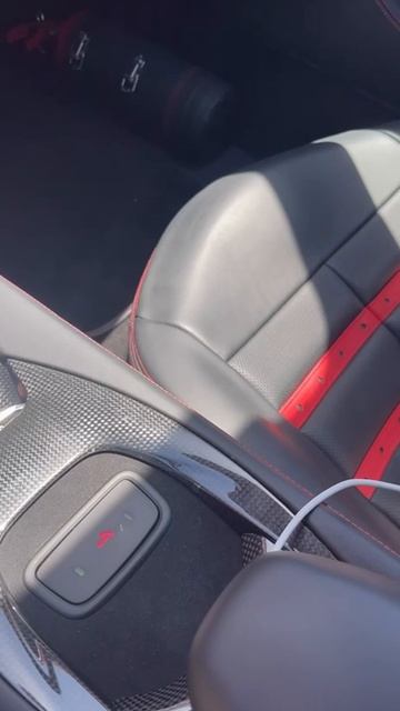 Ferrari и подстаканник — неожиданный тандем! 🚗☕