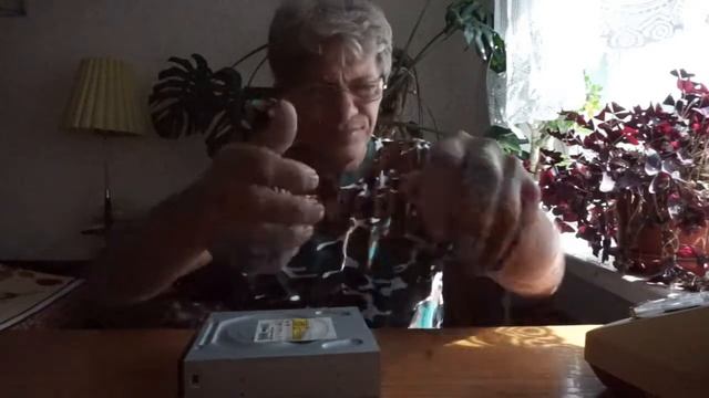 Привод компьютер , как совет , какой хорошо привид .....