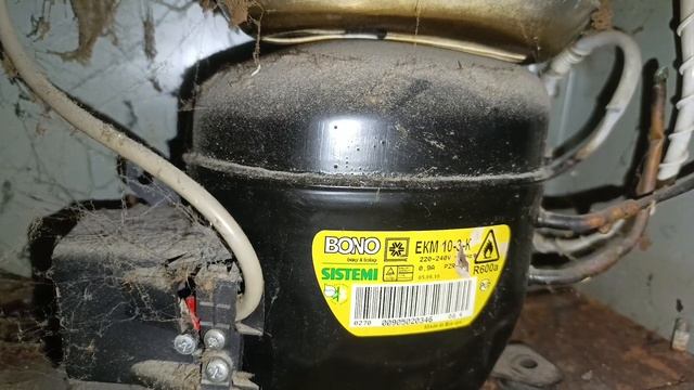 Работа и отключение и включение из розетки на компрес?