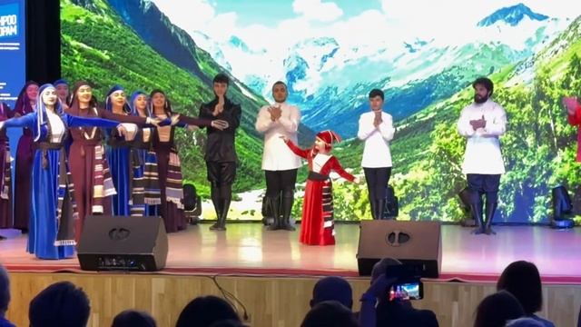 Выступление ансамбля Кавкасиони /Новосибирск #кавказ?