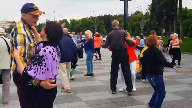 17 мая 2025  БЕЛАЯ ЧЕРЕМУХА ВЕСНЫ, ПОЧЕМУ ТЫ НЕ СО МНОЙ? #khar