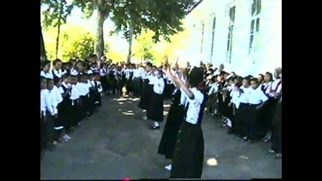 22-МАКТАБ 1998 й . Уз.Ан.МУКУР к-и . МЕНИНГ БОЛАЛИГИМ
