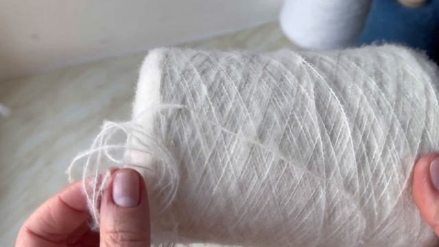 РОЗХОМʼЯЧКА: спушений кашемір, меринос, альпака та мох