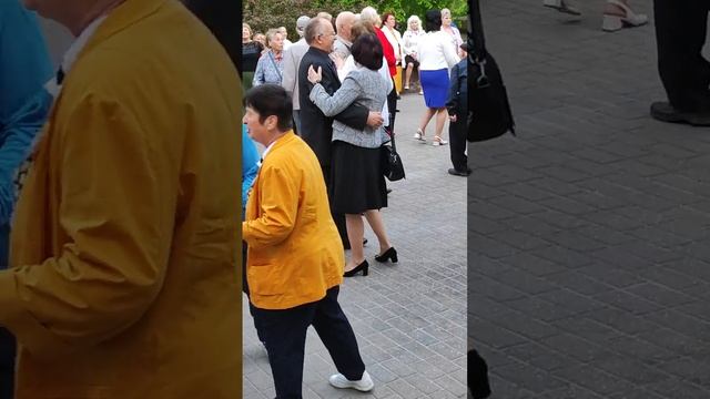 56bf626be3a59be4430ae2a9145261b8