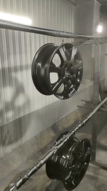 «Чёрный СУПЕР глянец» покрытие полимером порошковая ?