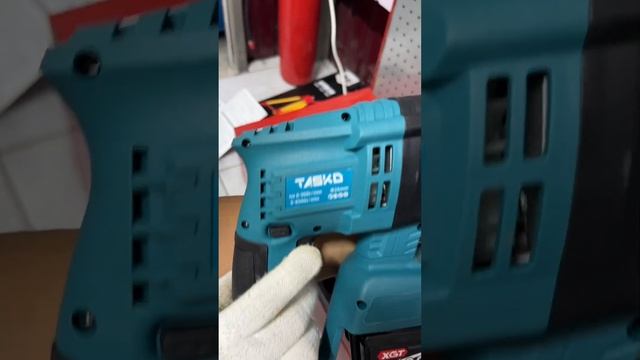 Обзор на перфоратор  TASKO TSK-SDSP26