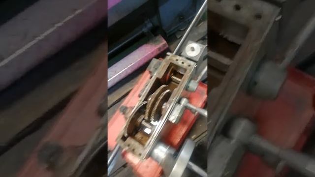 Фартук токарно - винторезного станка Optimum Quantum D - 420 * 1000