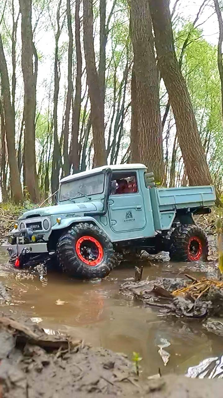 RC Грузовики ЗАБЛУДИЛИСЬ в ЗАТОПЛЕННОМ ЛЕСУ!