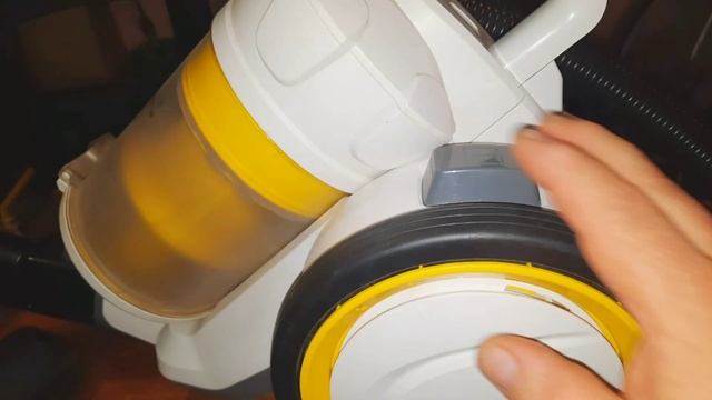 бытовой пылесос KARCHER