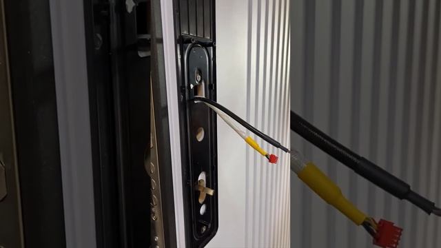 Комплектация и разбор умного замка HOGO SMART LOCK V05 на двер?
