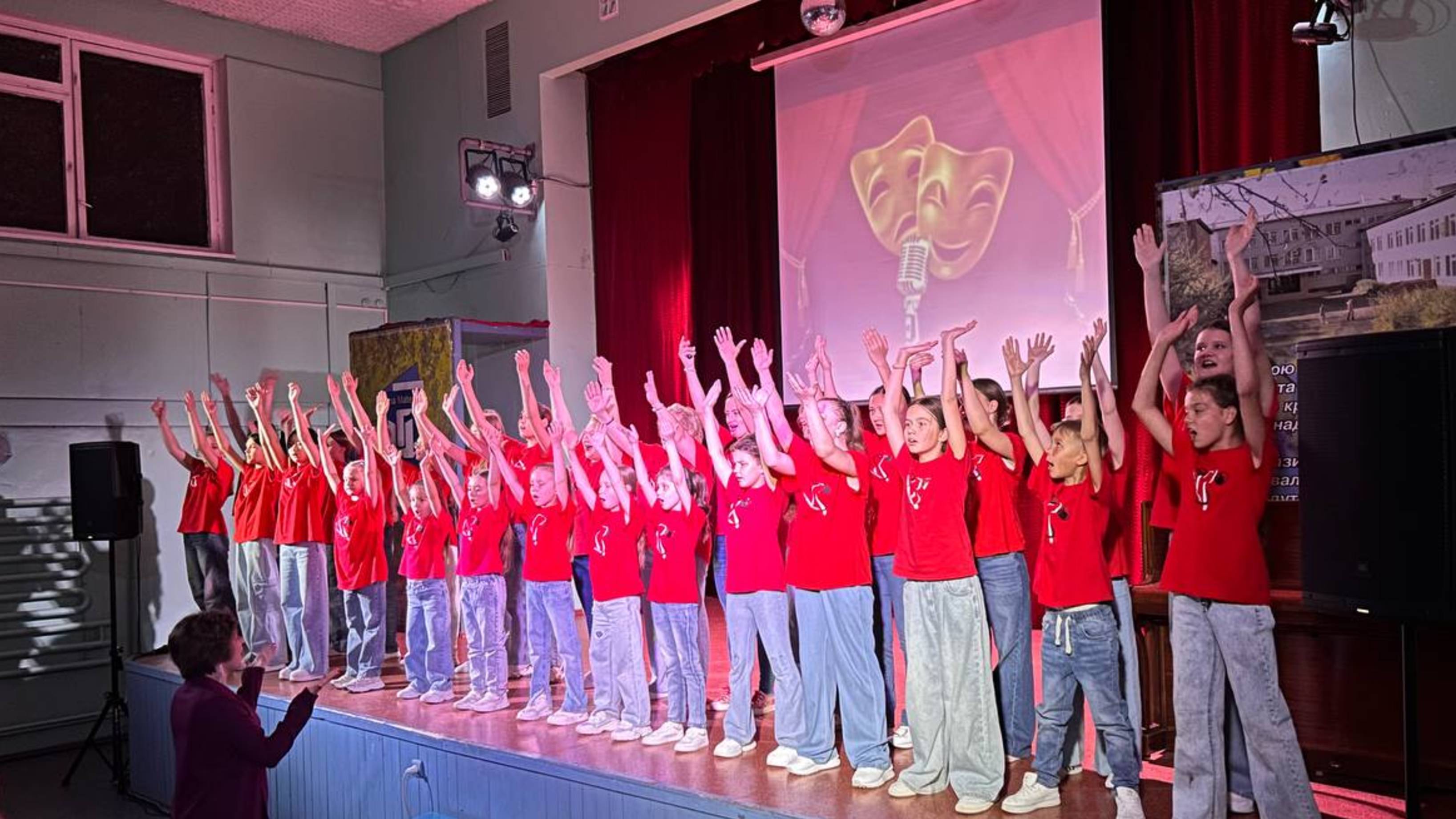 Отчётный концерт эстрадного хора 