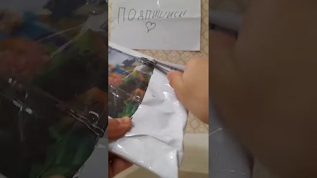 первое видео. Распаковка диска Minecraft на PS4