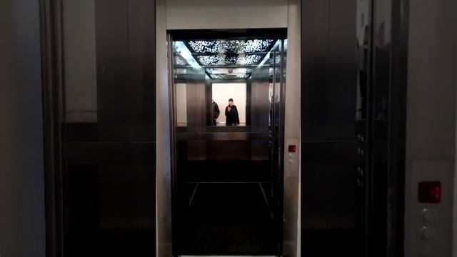 Лифт Monitor ТЦ Юнимолл