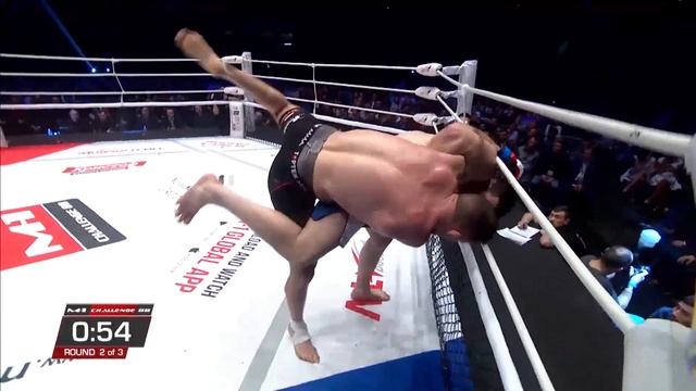 Наш МОЛОДОЙ боец НЕ ИСПУГАЛСЯ немецкого ТЕРМИНАТОРА и