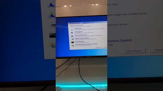 Windows 7 не запускается(( Показываю один из вариантов реш?