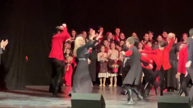 «Халиси». Танец родителей