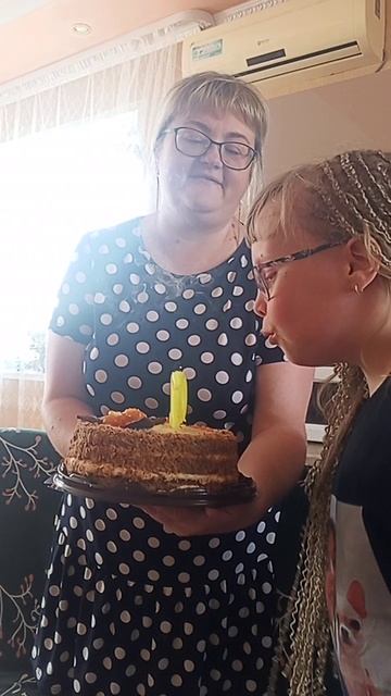 с днём рождения Лиза