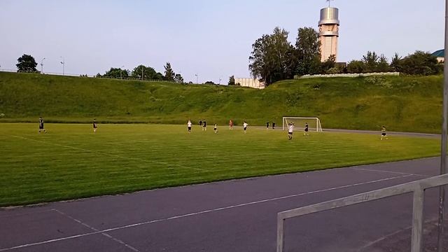 Футбол: товарищеская встреча команд ул.Комсомольская\ул.Гагарина
