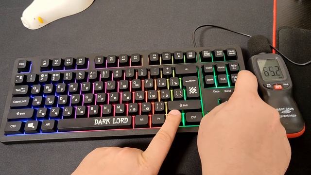 Defender Dark Lord GK-580 - демонстрация подсветки и уровень гром?