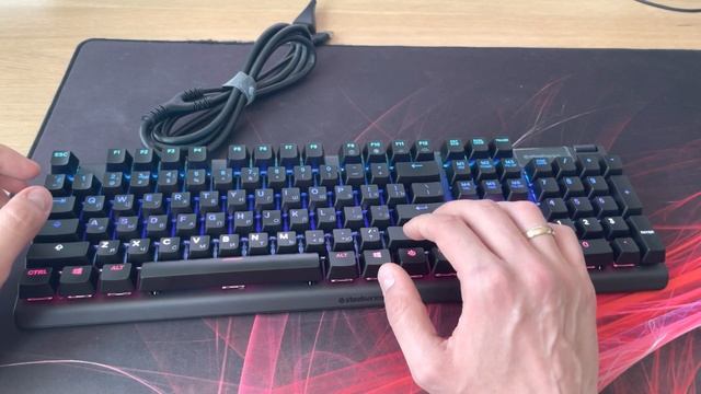 Игровая клавиатура Steelseries Apex Pro
