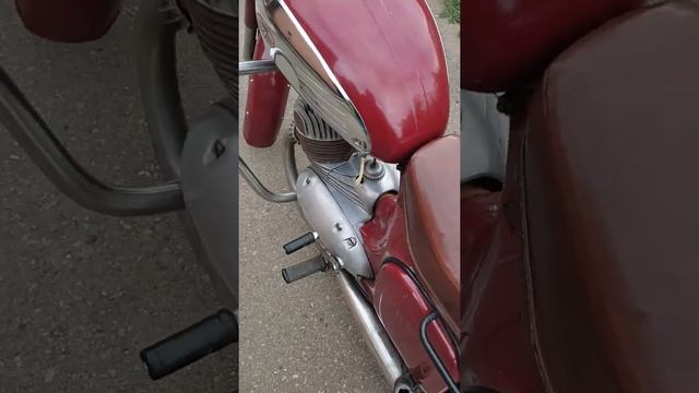 Ява Старушка 1968 года, состояние,работа двигателя.