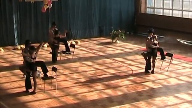 Творческий отчетный концерт народного ансамбля эстра