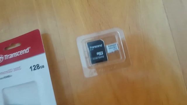 Огляд Transcend 300S MicroSDXC 128GB UHS-I U3 + SD-Adapter з Rozetka