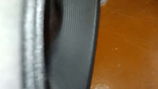 Crazy Town  - Butterfly (low Bass 33,26) (ECM8000 Микрофон)