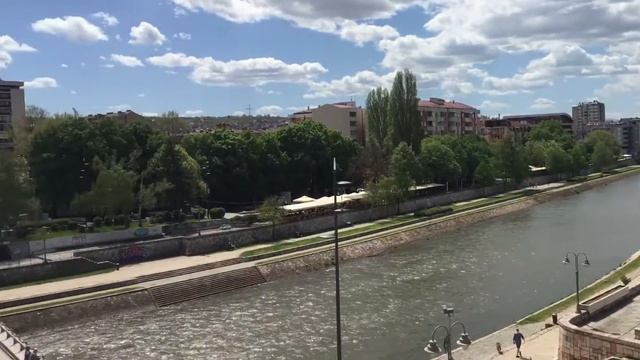Сербия Ниш.Вид на реку Нишаву с крепости.25 апреля.Срби?