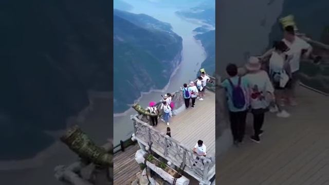 Очень красиво в 🗻 горах🤯, но и страшно 😱.