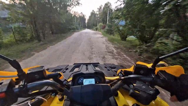 Гонка с мопЭдом и лёгкая покатушка  на квадроцикле offr