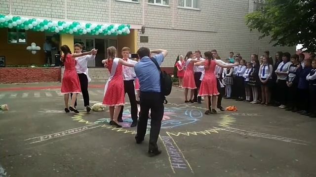 Школьный вальс выпускников 2019