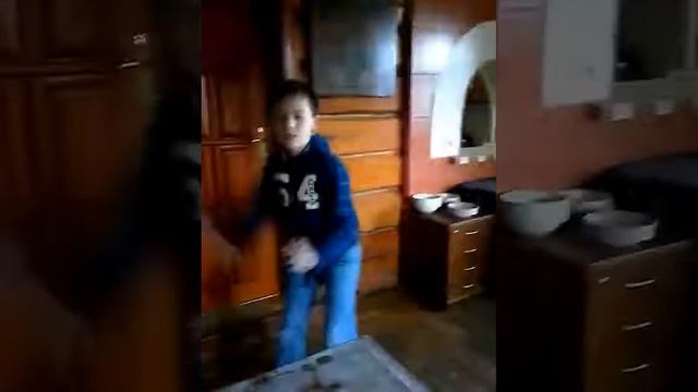 Мир не прост танец!