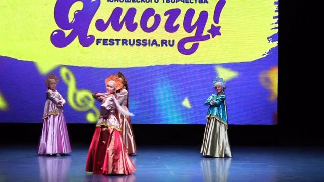 ТАНЕЦ С ПЛАТОЧКОМ из репертуара ансамбля Берёзка