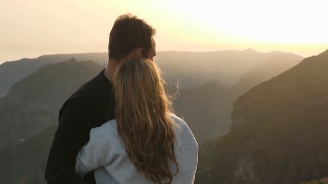 Звезды в Небе — Полный Видеоклип | Романтическая Балл?