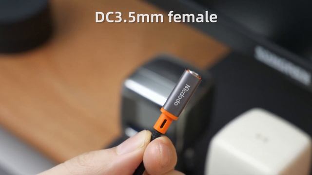 Перехідник (адаптер) Mcdodo Castle Series Type C To 3,5 мм AUX Female Cable 11с