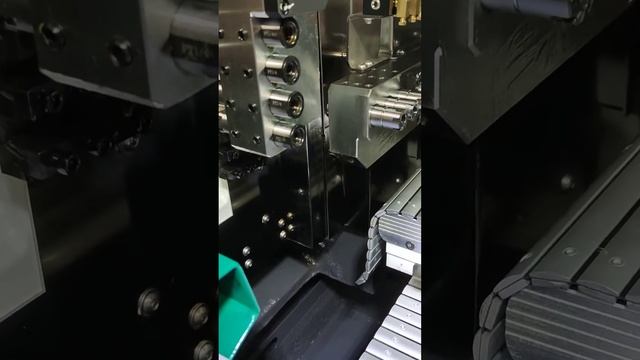 Прутковый автомат JSWAY D205