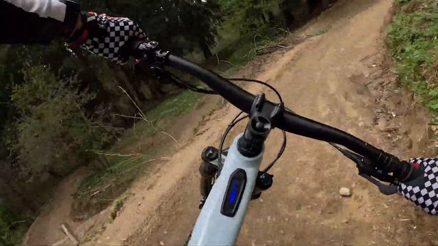 Тест е-байков в #bikeparkogorod #топжырлухури #давайдед