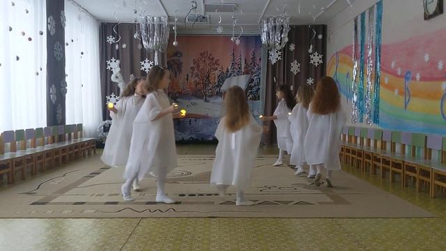 танец со свечами