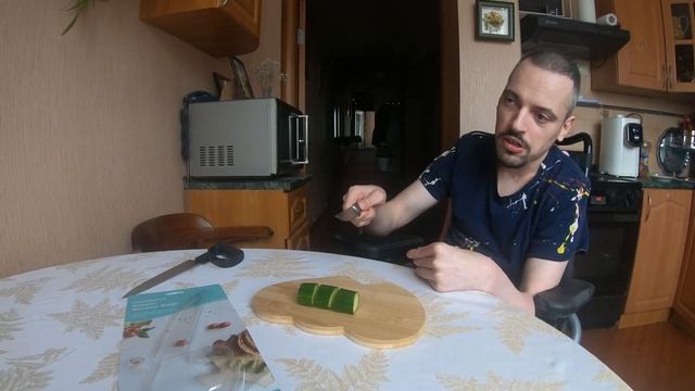 ВЕЛИКОЛЕПНЫЙ НОЖ ОТ ФИРМЫ «ТИТАН» С КРУТОЙ РУЧКОЙ.