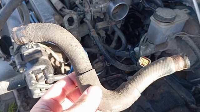 Мазда 323 F BA 1997 г.в.Двигатель 1.5 литра.Замена патрубков р