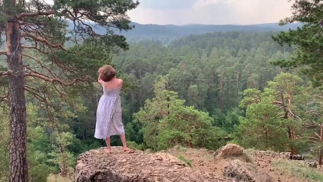 У женщины с крыльями...