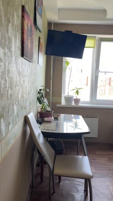 Продается двухкомнатная квартира по адресу: ул. героев Шипки 27